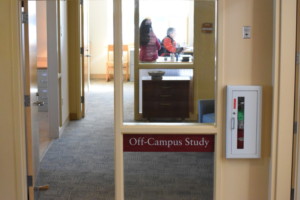 Bates students stop by the Off-Campus Study Office to talk about abroad options. JOHN NEUFELD/THE BATES STUDENT