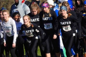 Women’s cross country runners get ready to take off. JAY BURNS/BATES COLLEGE .