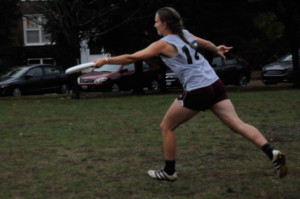 Frisbee player gets ready to make a pass. MADDY SMITH/THE BATES STUDENT